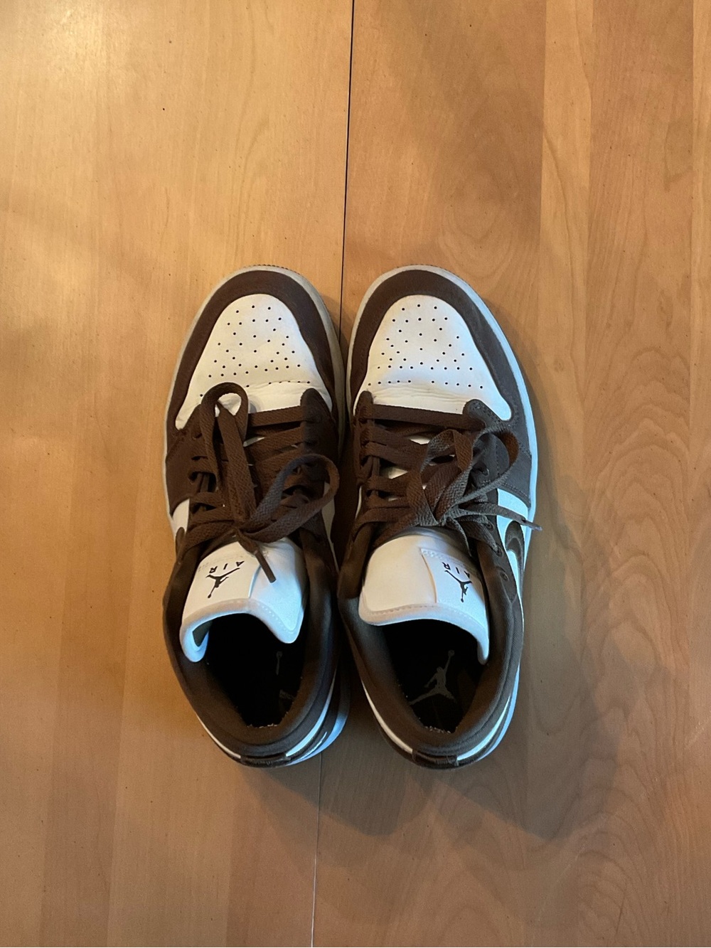 Jordan 1 Low SE Brown and White Womens - Picture 1 of 6